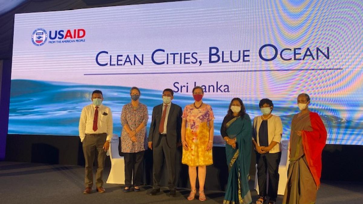 U.S. Ambassador to Sri Lanka Alaina B. Teplitz (middle) launched the Clean Cities, Blue Ocean program in Colombo, Sri Lanka with Sri Lankan government and grassroots representatives.