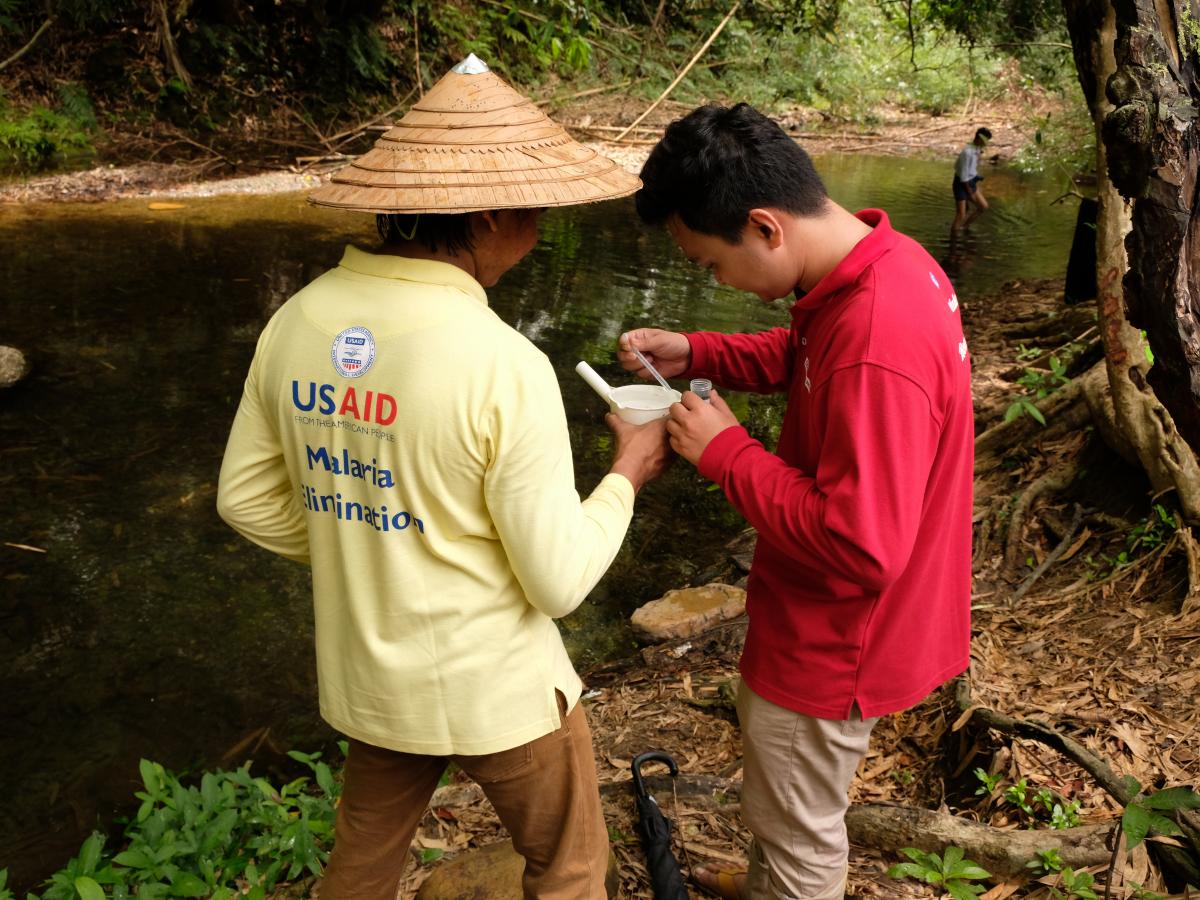 Burma larval survey A team conducts a larval survey during a comprehensive focus investigation in an elimination area in the village of Thayetchaung in May 2019. The findings of this investigation will help to make a diagnosis of the nature and functional status of the focus and implement appropriate response measures. 
