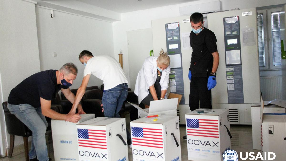 Pfizer Vaccine Doses Arrive in Kosovo