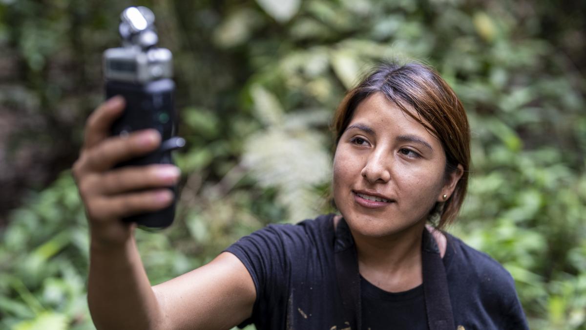 Julissa Barrios is a biologist who participated in a connectivity study