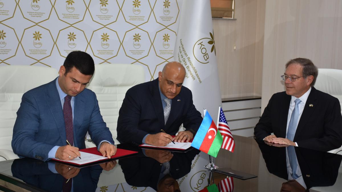 USAID və Kiçik və Orta Biznesin İnkişafı Agentliyi Anlaşma Memorandumu İmzalayır