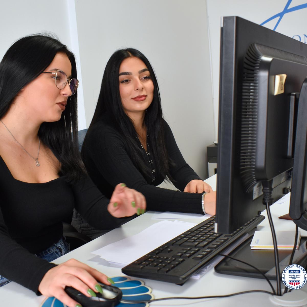 Stažiranja pomažu rast mladih profesionalaca na Kosovu 