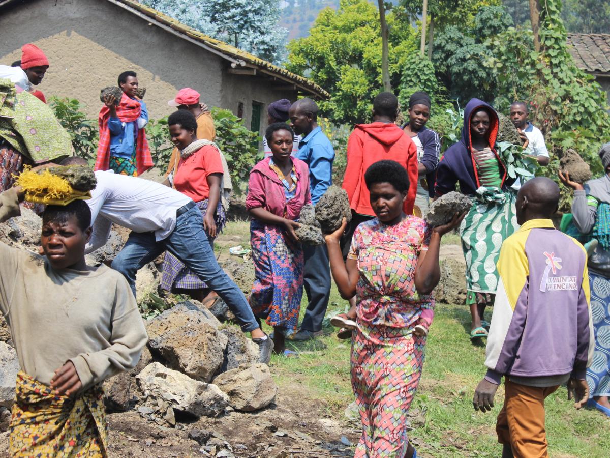 community members helping to build the nurturing care hub in Rwanda