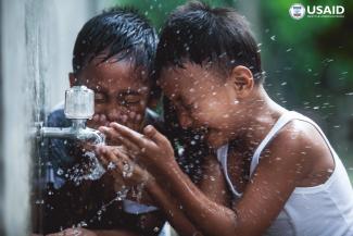 Pemerintah Amerika Serikat, Indonesia, dan Swiss Rayakan Pencapaian Kemitraan Air Minum dan Sanitasi yang Bermanfaat untuk Jutaan Orang
