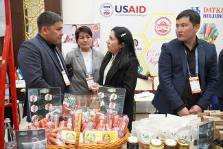 Агрокомпании Кыргызстана подписали 20 соглашений и контрактов на экспорт фруктов, мясной и молочной продукции. 