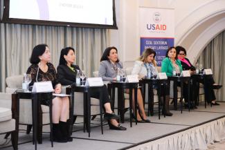 Leaders of women business associations and organizations discuss Women’s National Business Agenda.