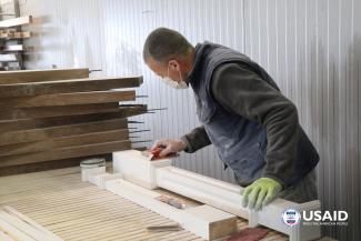 Akreditohet qendra e parë e aftësimit profesional për përpunimin e drurit në Kosovë