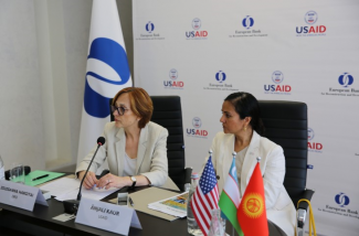 USAID’s Deputy Assistant Administrator for Asia, Änjali Kaur, and EBRD’s Managing Director for Central Asia, Zsuzsanna Hargitai