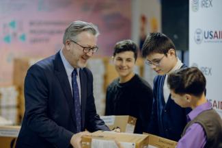 USAID, HP Inc., Microsoft, and the Global Business Coalition for Education Deliver Laptops to Ukrainian Students